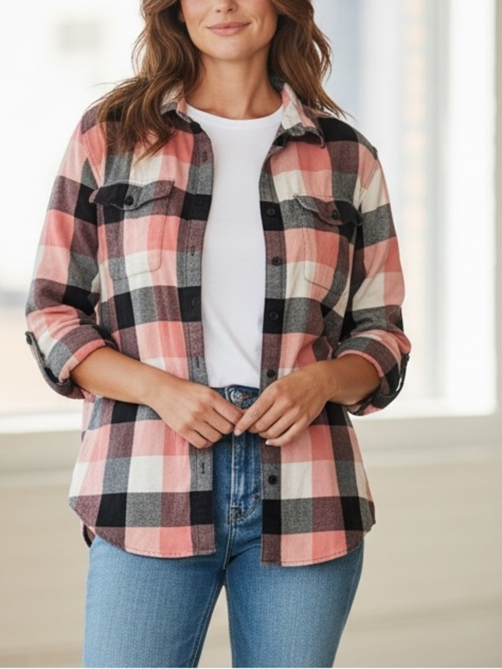 American Eagle Women’s Classic flannel plaid shirt size L